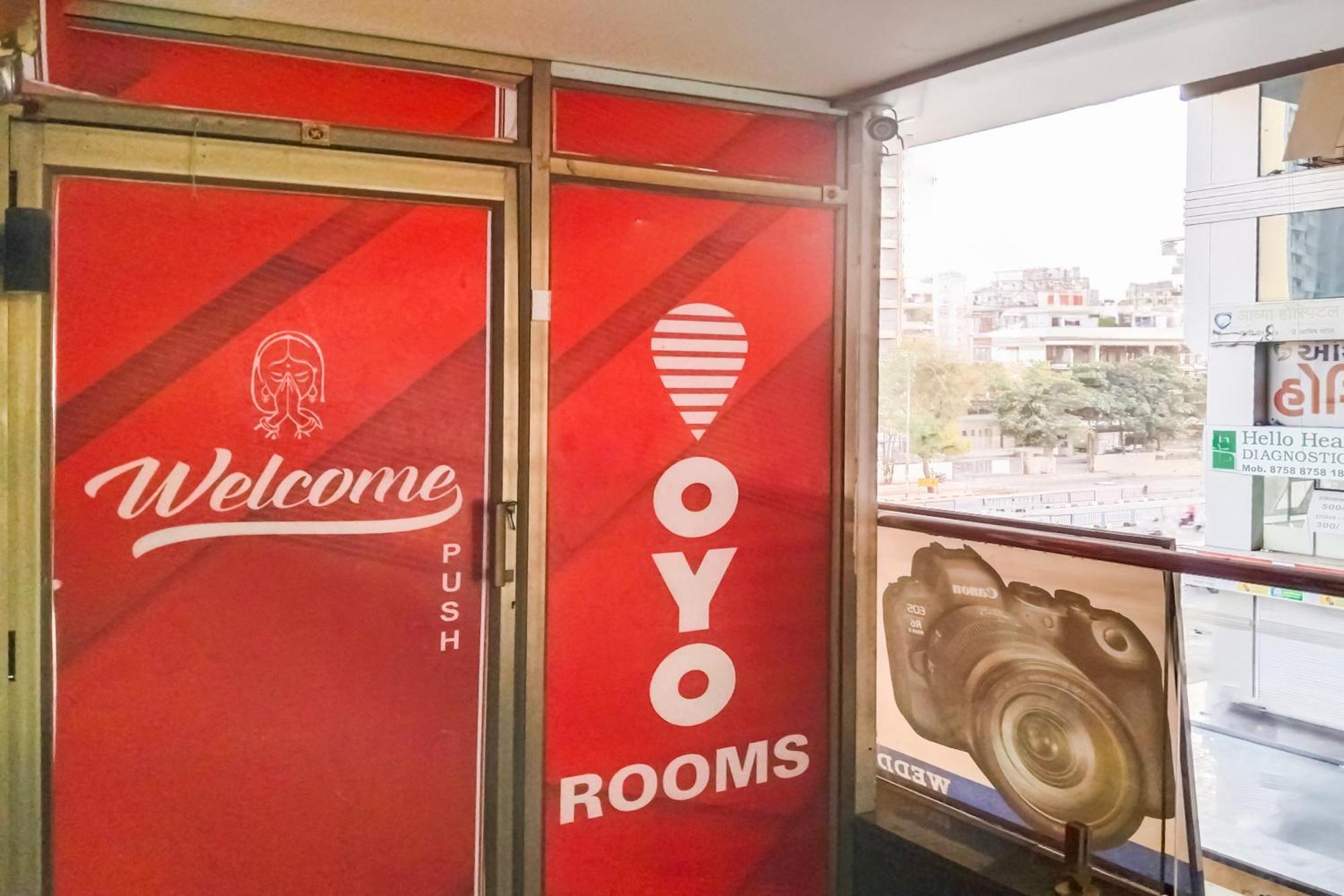 Hotel O Day Night Rooms 苏拉特 外观 照片